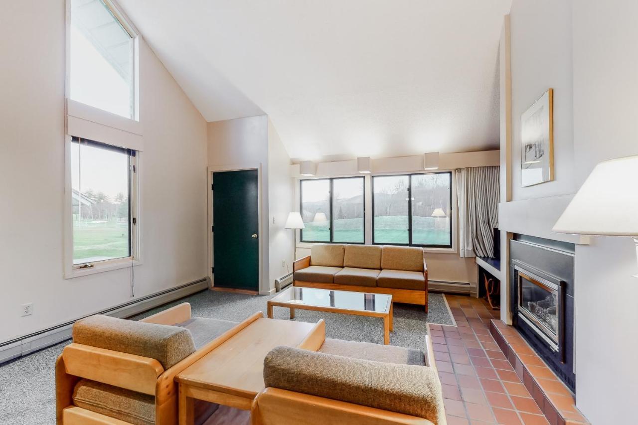 Village Green II Stowe Room photo