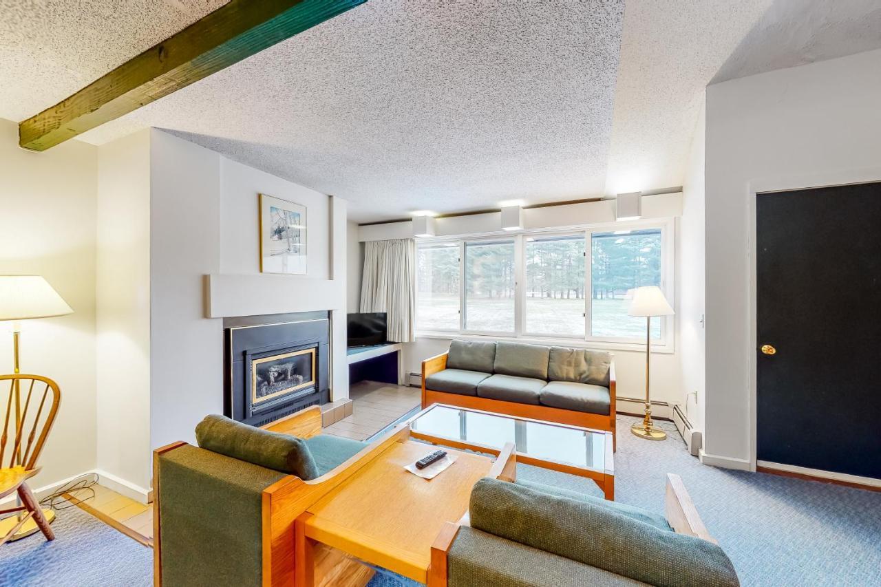 Village Green II Stowe Room photo